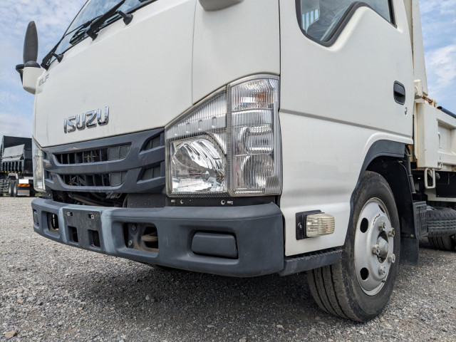 いすゞ エルフ TPG-NJR85AD(2WD)の写真45