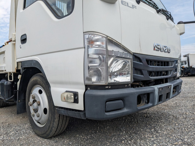 いすゞ エルフ TPG-NJR85AD(2WD)の写真46