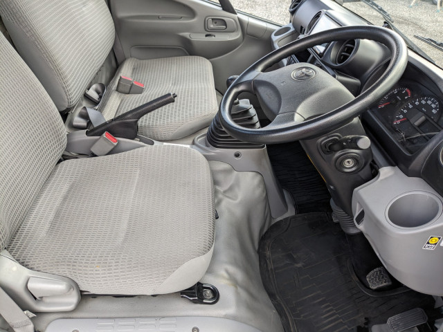 トヨタ トヨエース TKG-XZC655(2WD)の写真24