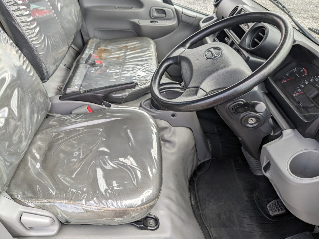 日野 デュトロ TPG-XZU650M(2WD)の写真8