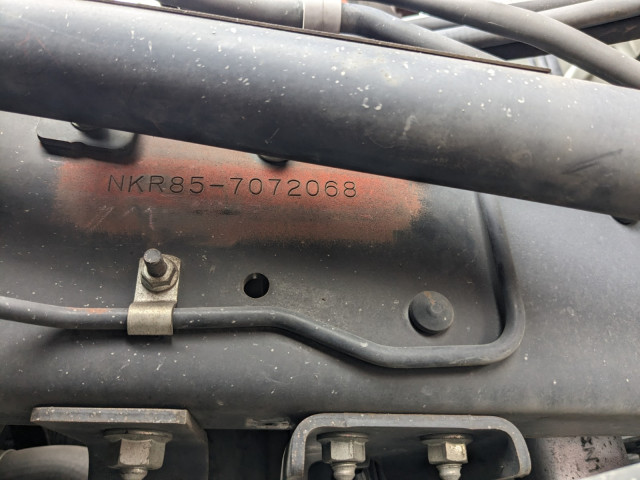 いすゞ エルフ TRG-NKR85R(2WD)の写真43