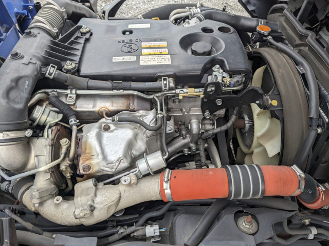 いすゞ エルフ TRG-NKR85R(2WD)の写真44