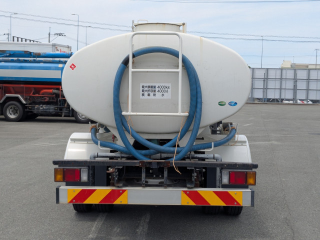 いすゞ エルフ 2PG-NPR88N(2WD)の写真7