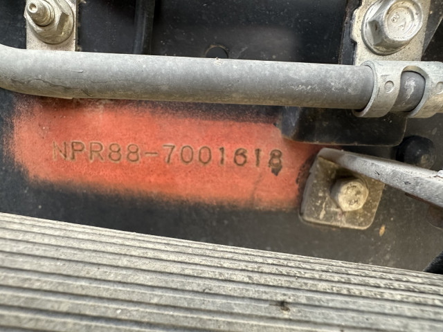 いすゞ エルフ 2PG-NPR88N(2WD)の写真37