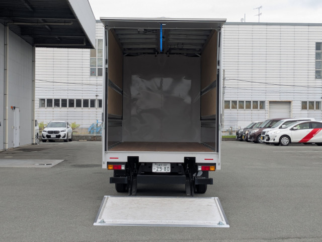 三菱 キャンター 2RG-FEB50(2WD)の写真10
