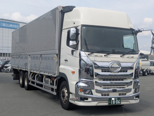 日野 プロフィア 2DG-FR1AHG(6x2)の写真2