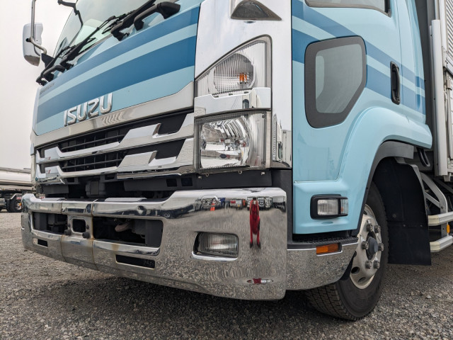 いすゞ フォワード 2RG-FRR90T2(2WD)の写真46