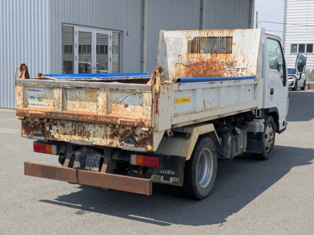 いすゞ エルフ TPG-NKR85AN(2WD)の写真4
