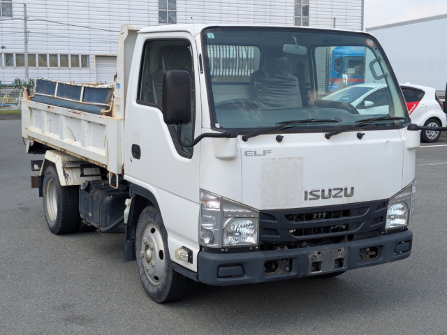 いすゞ エルフ TPG-NKR85AN(2WD)の写真2