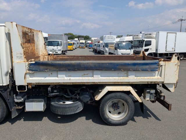 いすゞ エルフ TPG-NKR85AN(2WD)の写真16