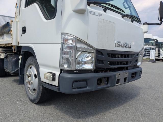 いすゞ エルフ TPG-NKR85AN(2WD)の写真23