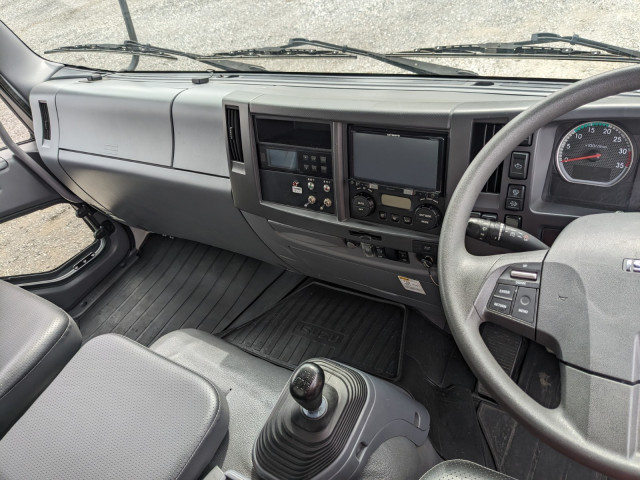 いすゞ フォワード 2PG-FRR90S2(2WD)の写真12