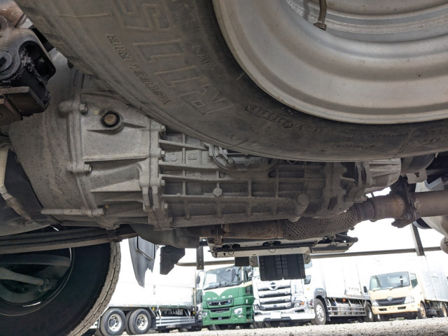 いすゞ フォワード 2PG-FRR90S2(2WD)の写真34