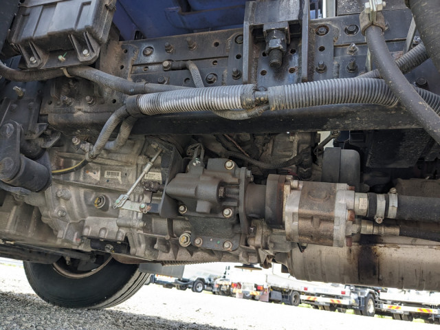 三菱 キャンター TPG-FEA50(2WD)の写真24