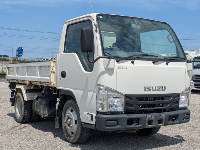 いすゞ エルフ TPG-NKR85AN(2WD)の写真2