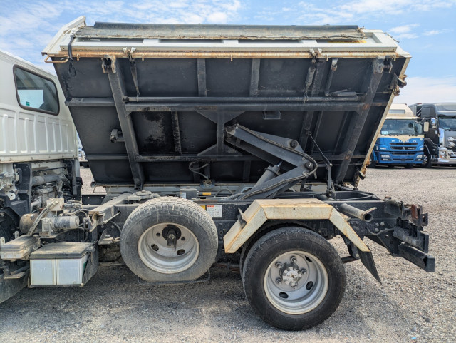 いすゞ エルフ TPG-NKR85AN(2WD)の写真22