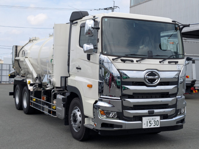 日野 プロフィア 2DG-FS1AJE(6x4)の写真2