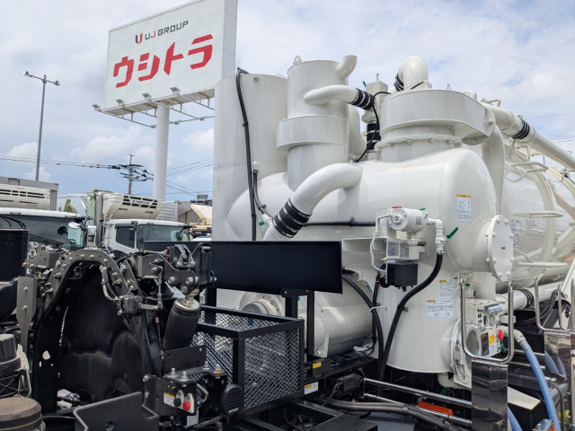 日野 プロフィア 2DG-FS1AJE(6x4)の写真45