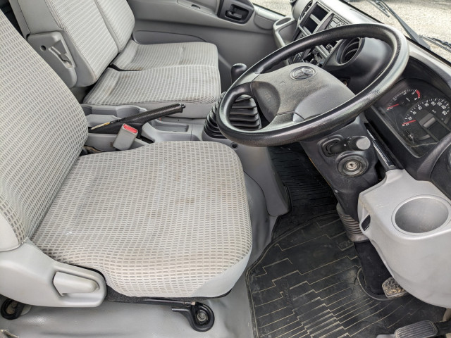 トヨタ ダイナ TKG-XZU712(2WD)の写真34