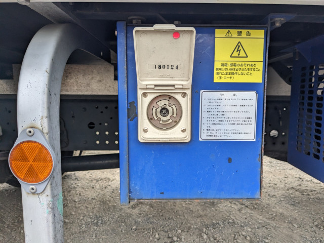いすゞ フォワード TKG-FRR90S2(2WD)の写真39