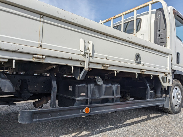 いすゞ エルフ TPG-NNR85AR(2WD)の写真30