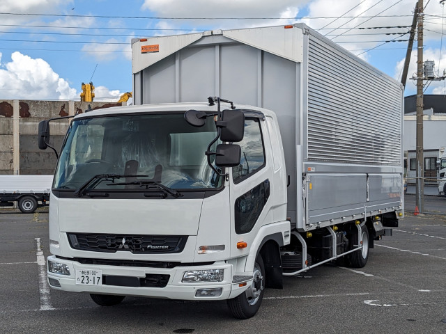 三菱 ファイター 2KG-FK65F 2WD