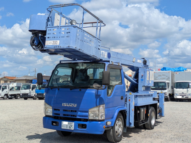 いすゞ エルフ SKG-NKR85YN 2WD