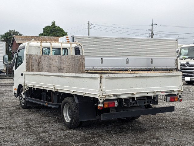 日野 デュトロ 2RG-XZU712M(2WD)の写真3