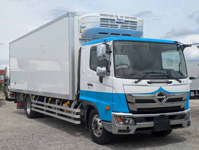 日野 レンジャー 2PG-FE2ACG(2WD)の写真2