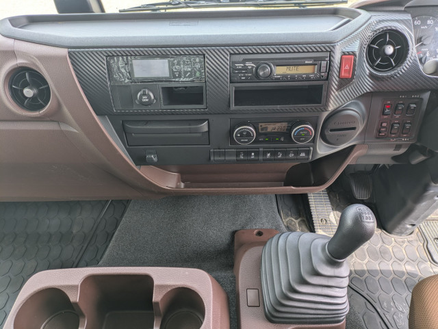日野 レンジャー 2PG-FE2ACG(2WD)の写真24