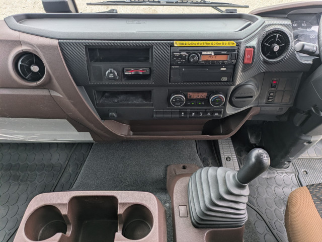 日野 レンジャー 2KG-FD2ABG(2WD)の写真24