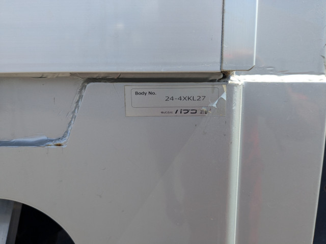 いすゞ ギガ QKG-CYL77B(6x2)の写真39