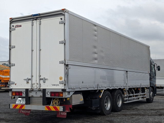 UD クオン QPG-CD5ZA(6x2)の写真4