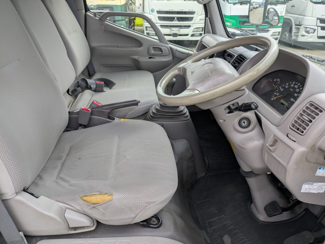 トヨタ ダイナ ABF-TRY230(2WD)の写真24
