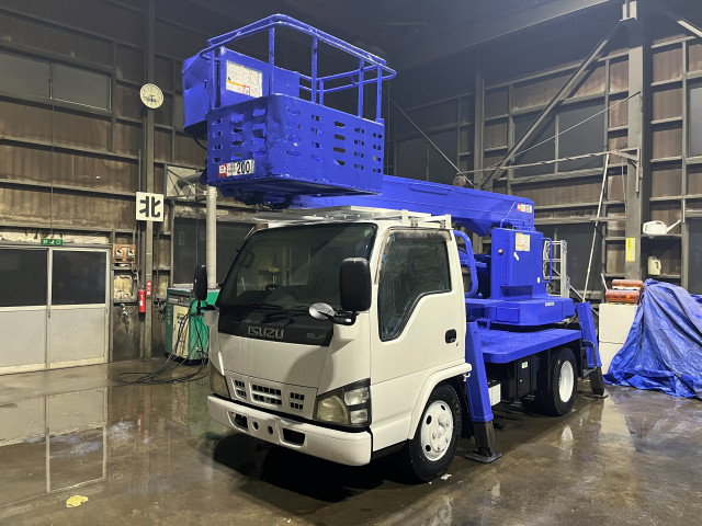 いすゞ エルフ PB-NKR81N 