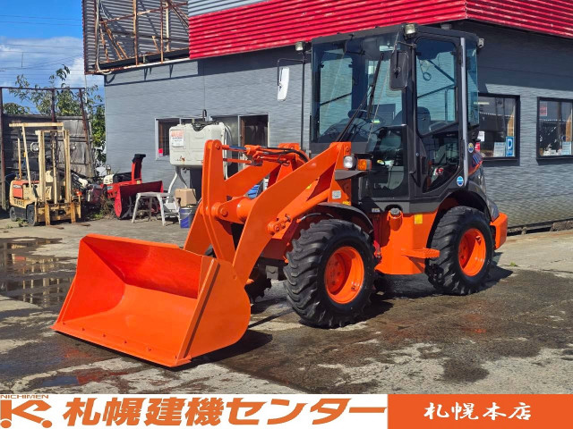 日立 ZW30 ZW30(4WD)の写真1