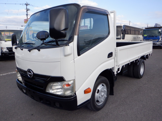 日野 デュトロ SKG-XZU600M 2WD