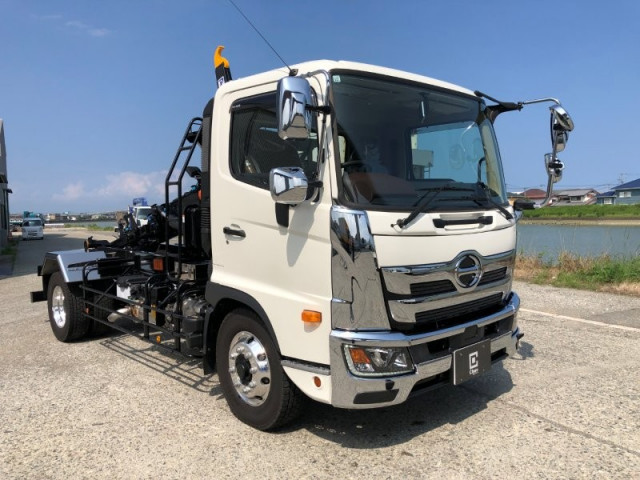 日野 レンジャー 2KG-FJ2ACA(2WD)の写真2