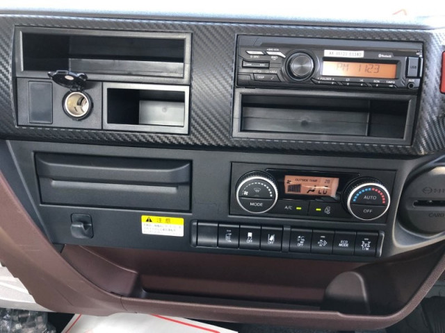 日野 レンジャー 2KG-FJ2ACA(2WD)の写真10