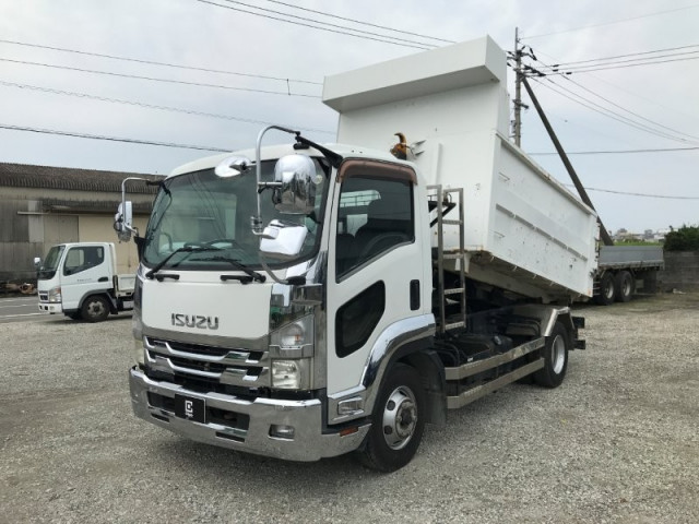 いすゞ フォワード TKG-FRR90S2(2WD)の写真1