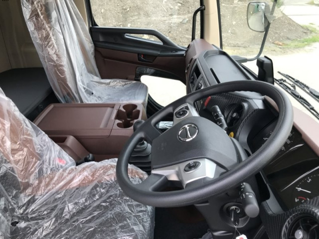 日野 レンジャー 2KG-FE2ACG(2WD)の写真7