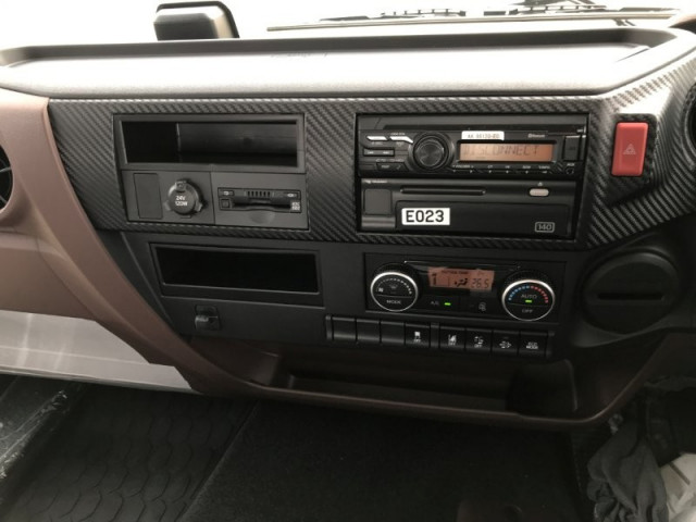 日野 レンジャー 2KG-FE2ACG(2WD)の写真10