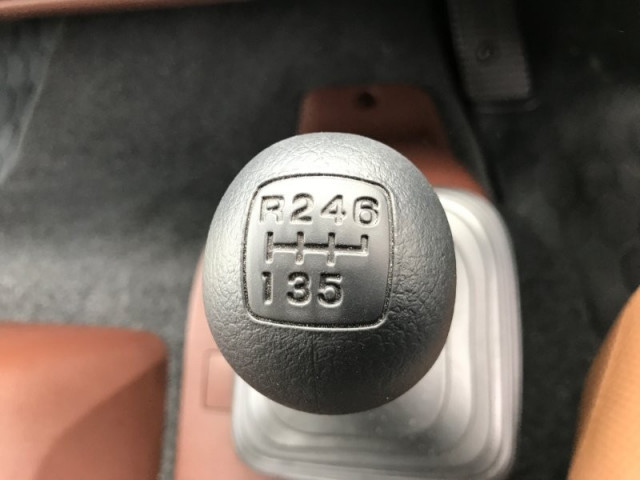 日野 レンジャー 2KG-FE2ACG(2WD)の写真13