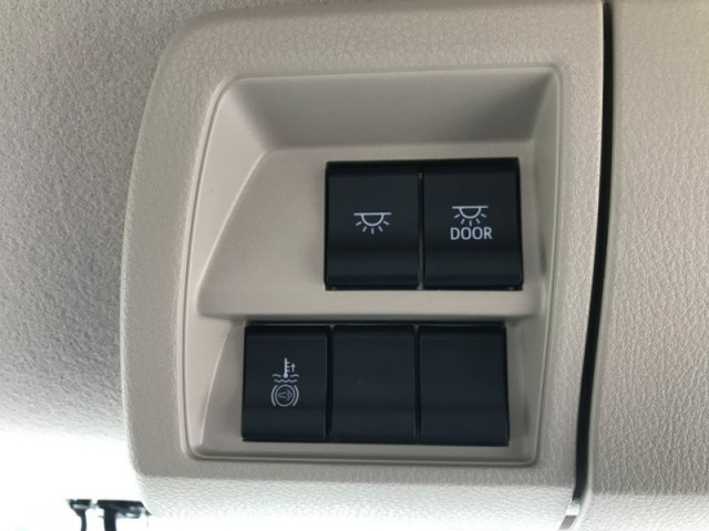 日野 レンジャー 2KG-FE2ACG(2WD)の写真16