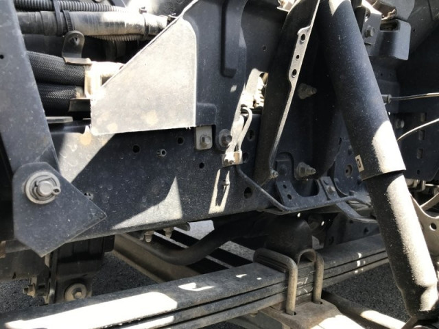 いすゞ エルフ 2RG-NPR88YN(2WD)の写真24