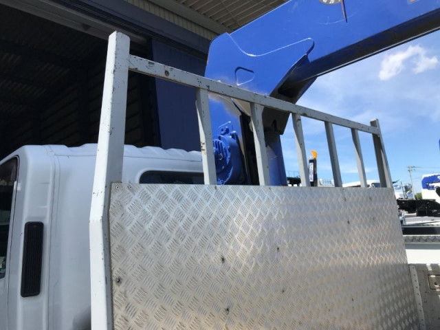 いすゞ エルフ 2RG-NPR88YN(2WD)の写真33