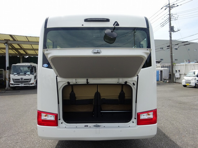 トヨタ コースター 2WG-GDB110(2WD)の写真9