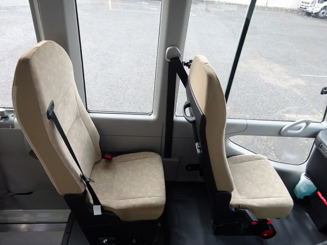 トヨタ コースター 2WG-GDB110(2WD)の写真20