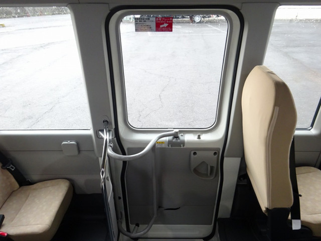 トヨタ コースター 2WG-GDB110(2WD)の写真23