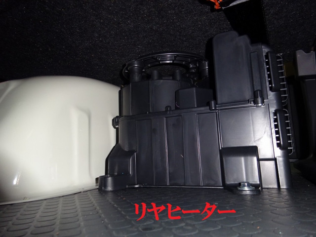 トヨタ コースター 2WG-GDB110(2WD)の写真26